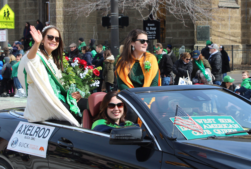 West Side Irish American Club in 2019 Cleveland St. Patrick's Day Parade